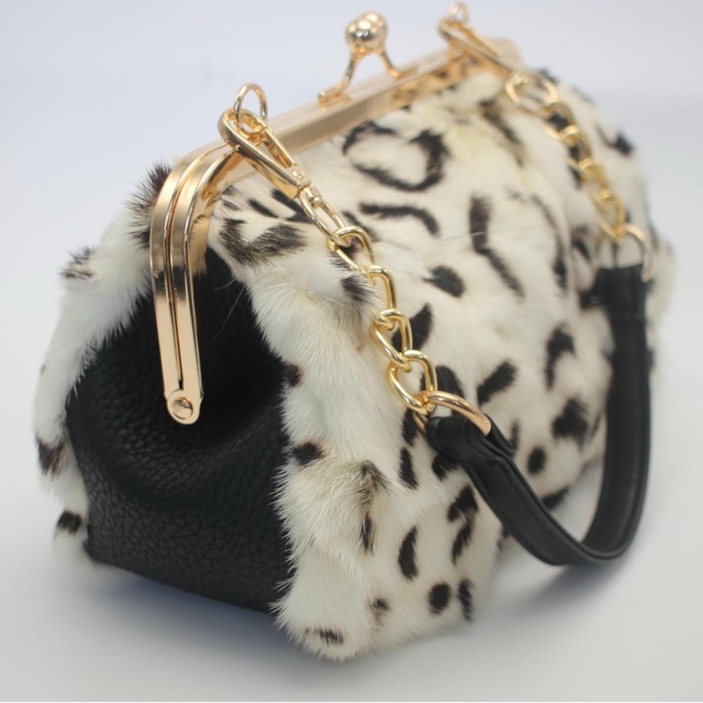 Leopard Print Genuine Mink Fur KISS-lock Handbag with Gold Chain - Picture 4 of 8